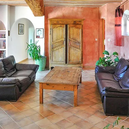بيت للعطل La Fontaine